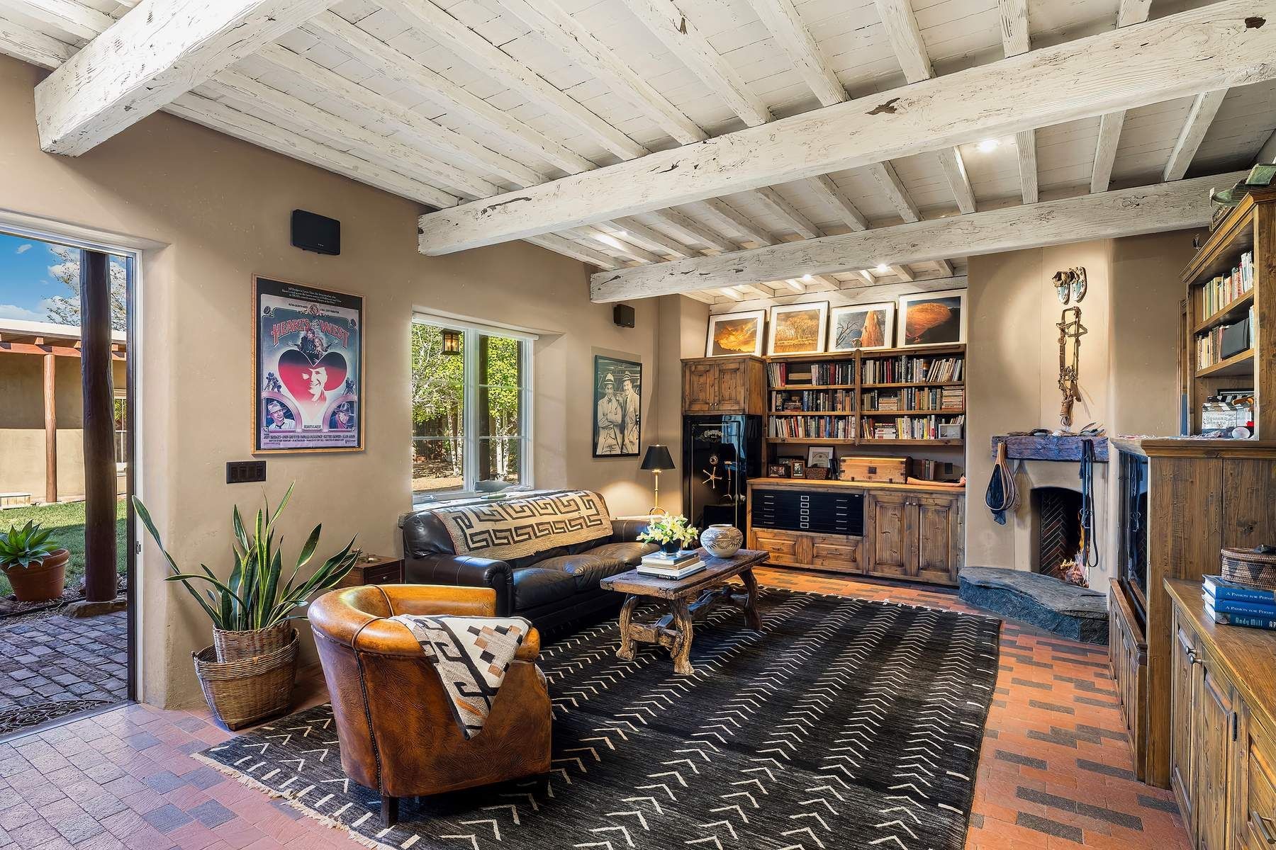 101 Mesa Prieta Road