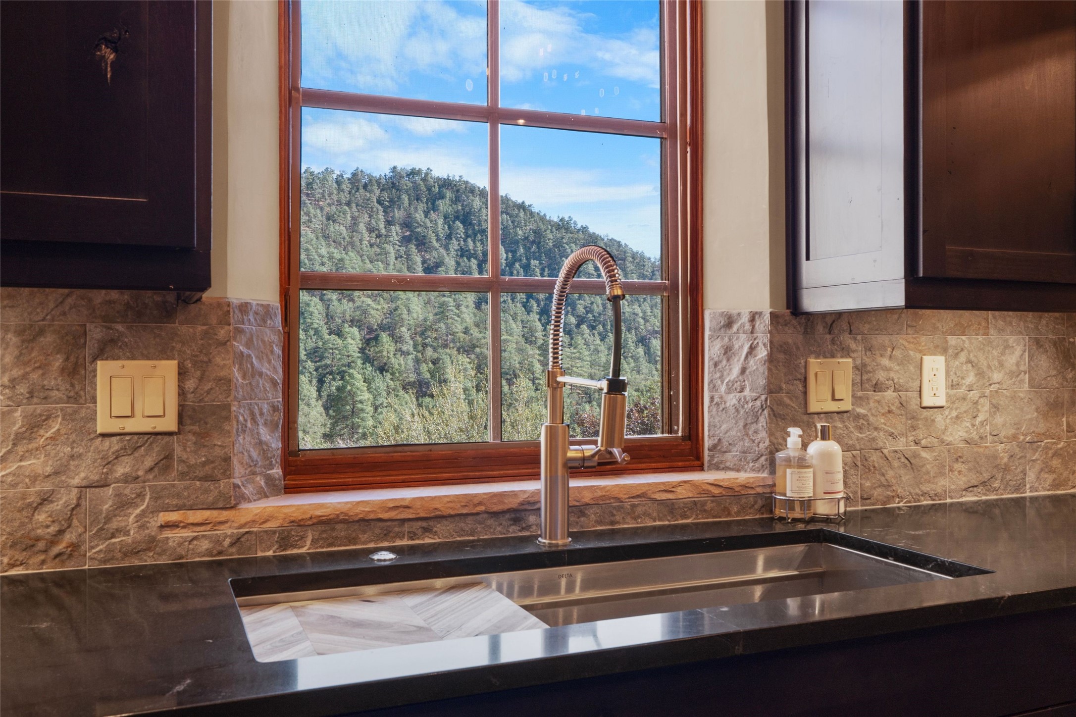 2570 Atalaya Hills Trail