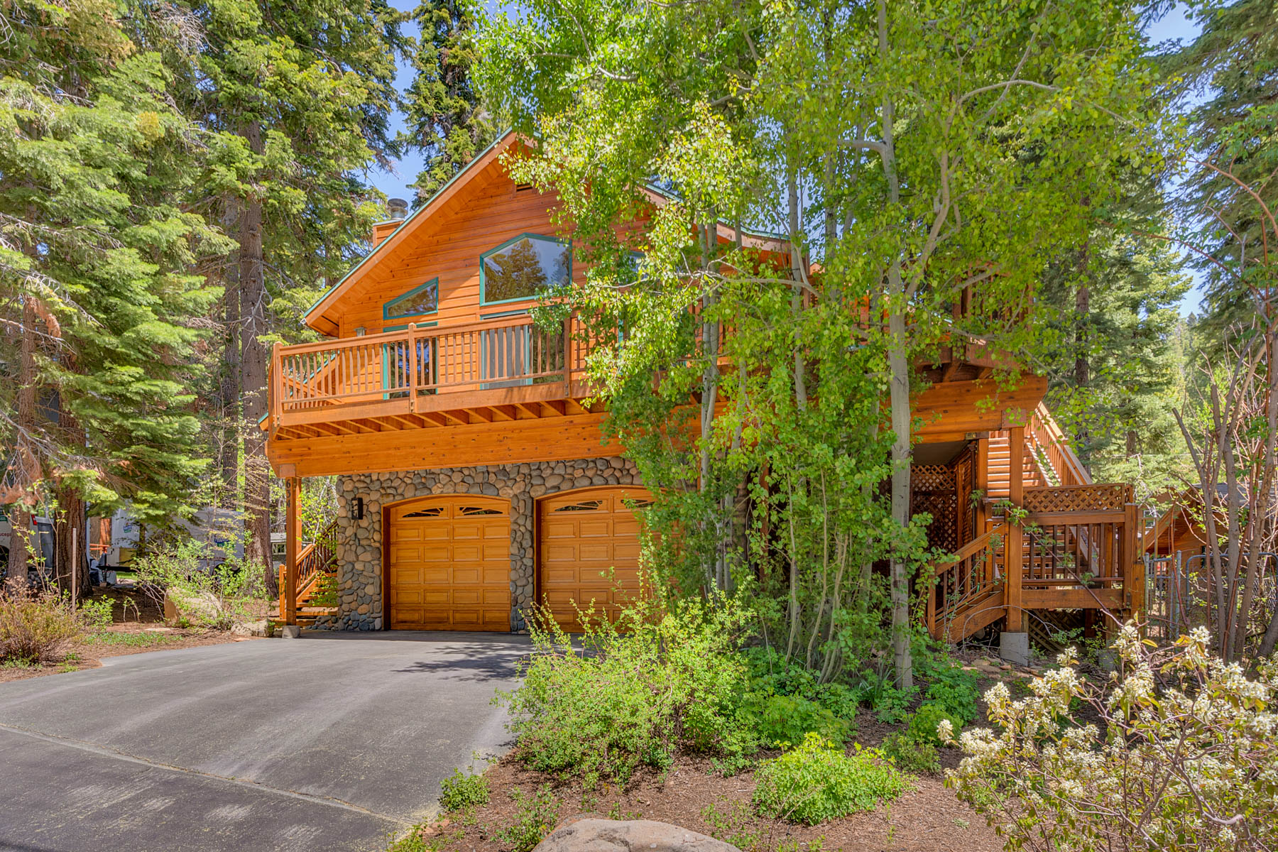 634 Agate Rd. 