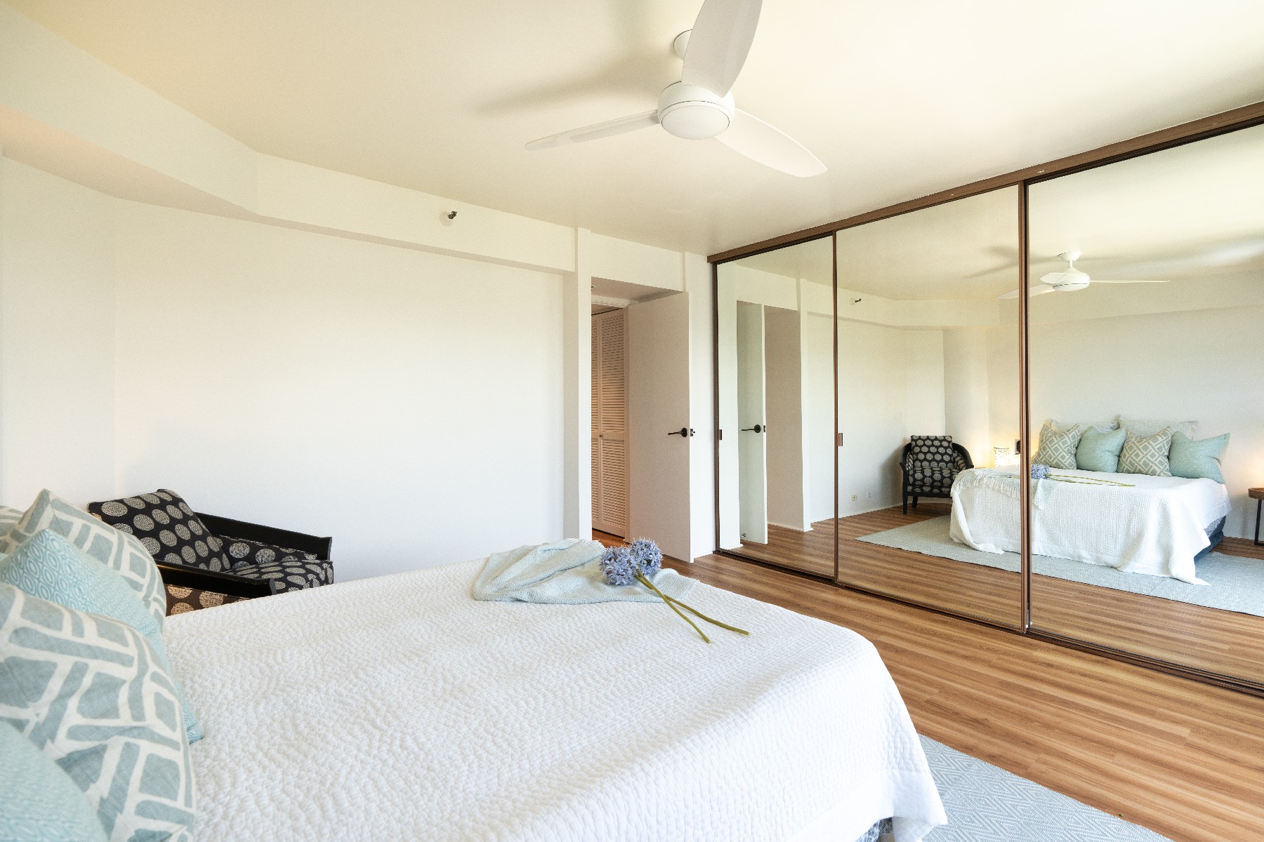2101 Nuuanu Avenue #1807