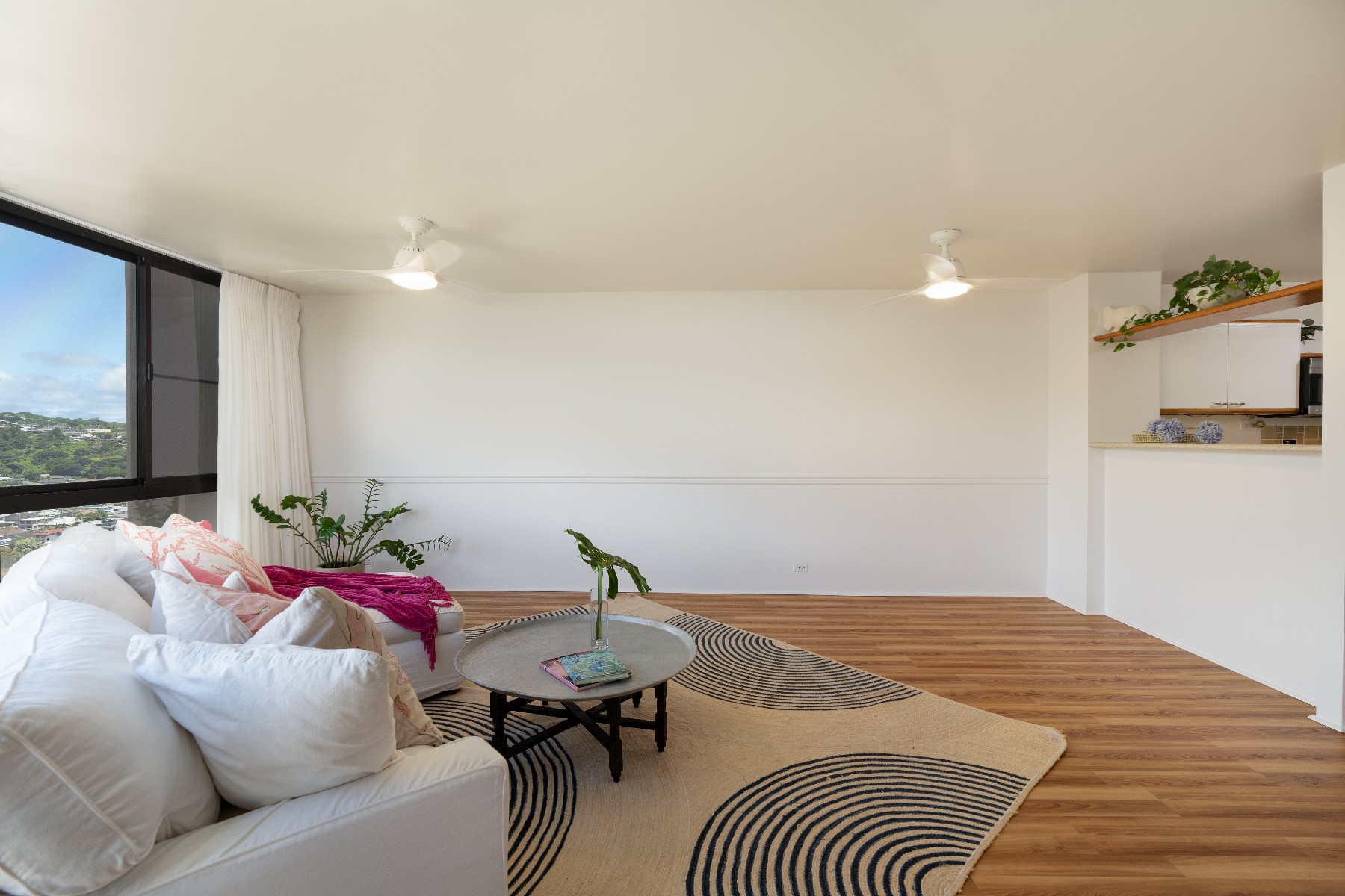 2101 Nuuanu Avenue #1807