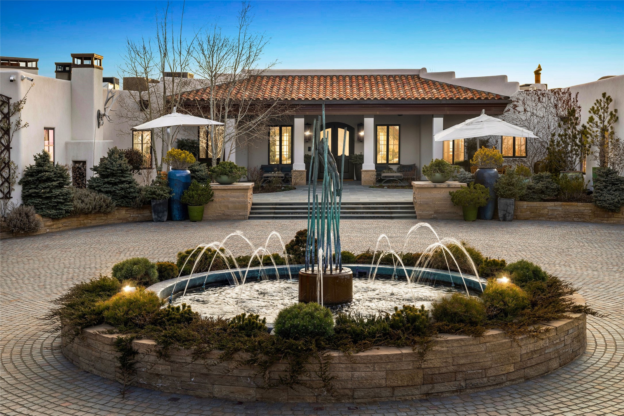 211 Camino Del Norte
