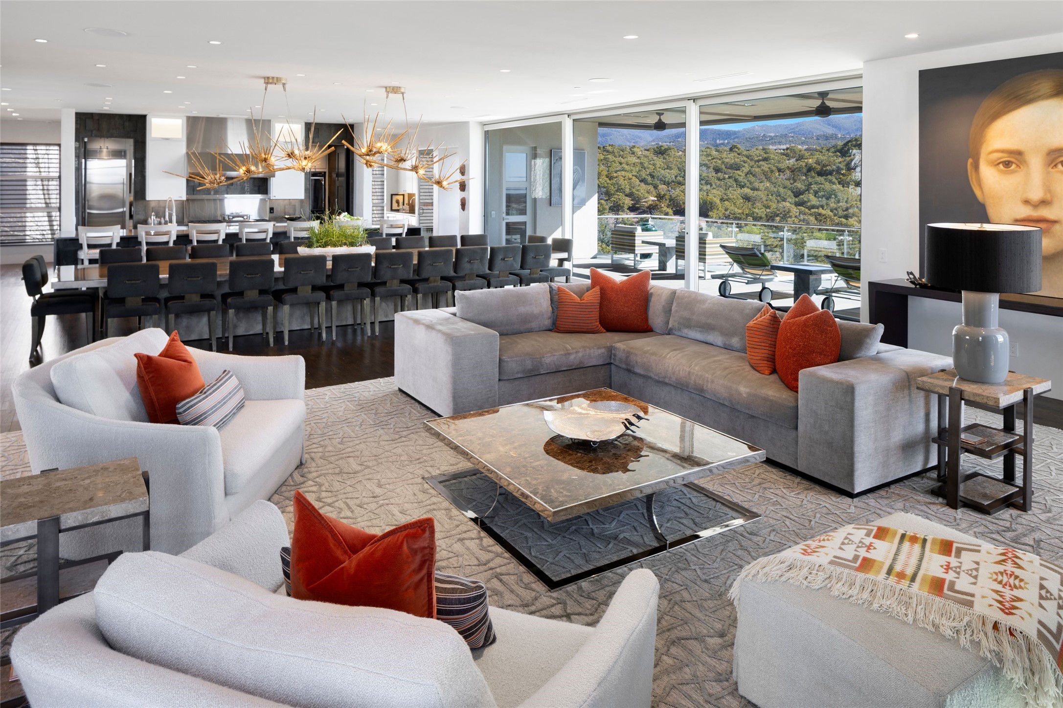 211 Camino Del Norte