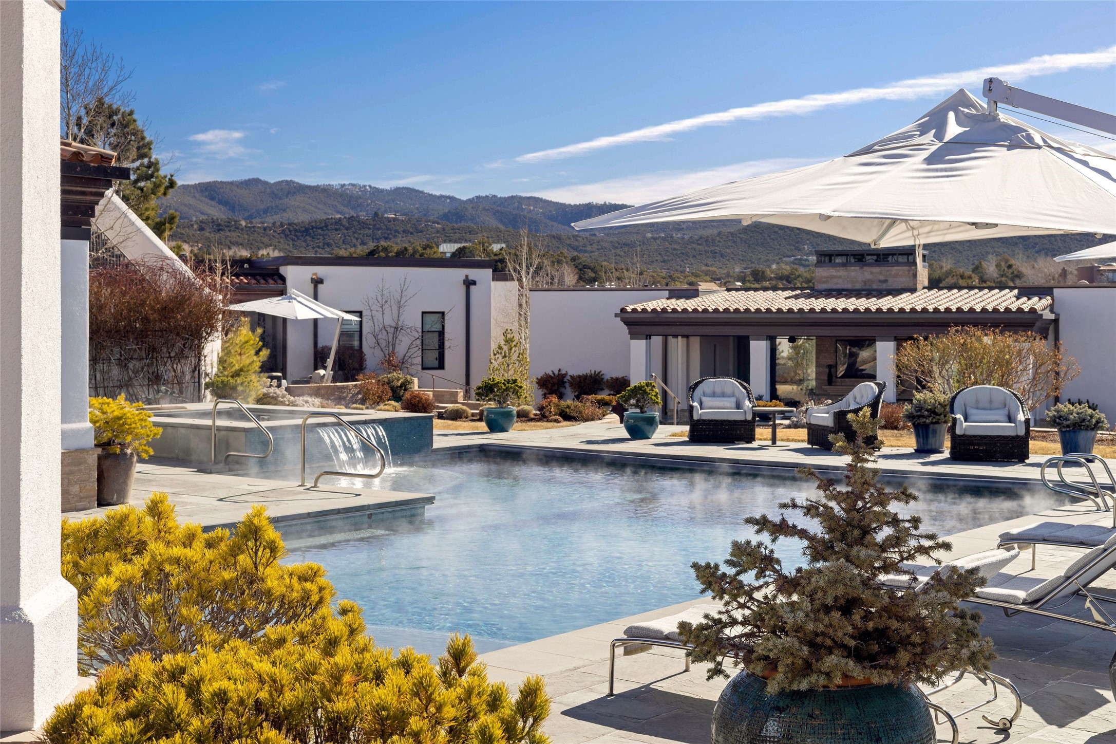 211 Camino Del Norte