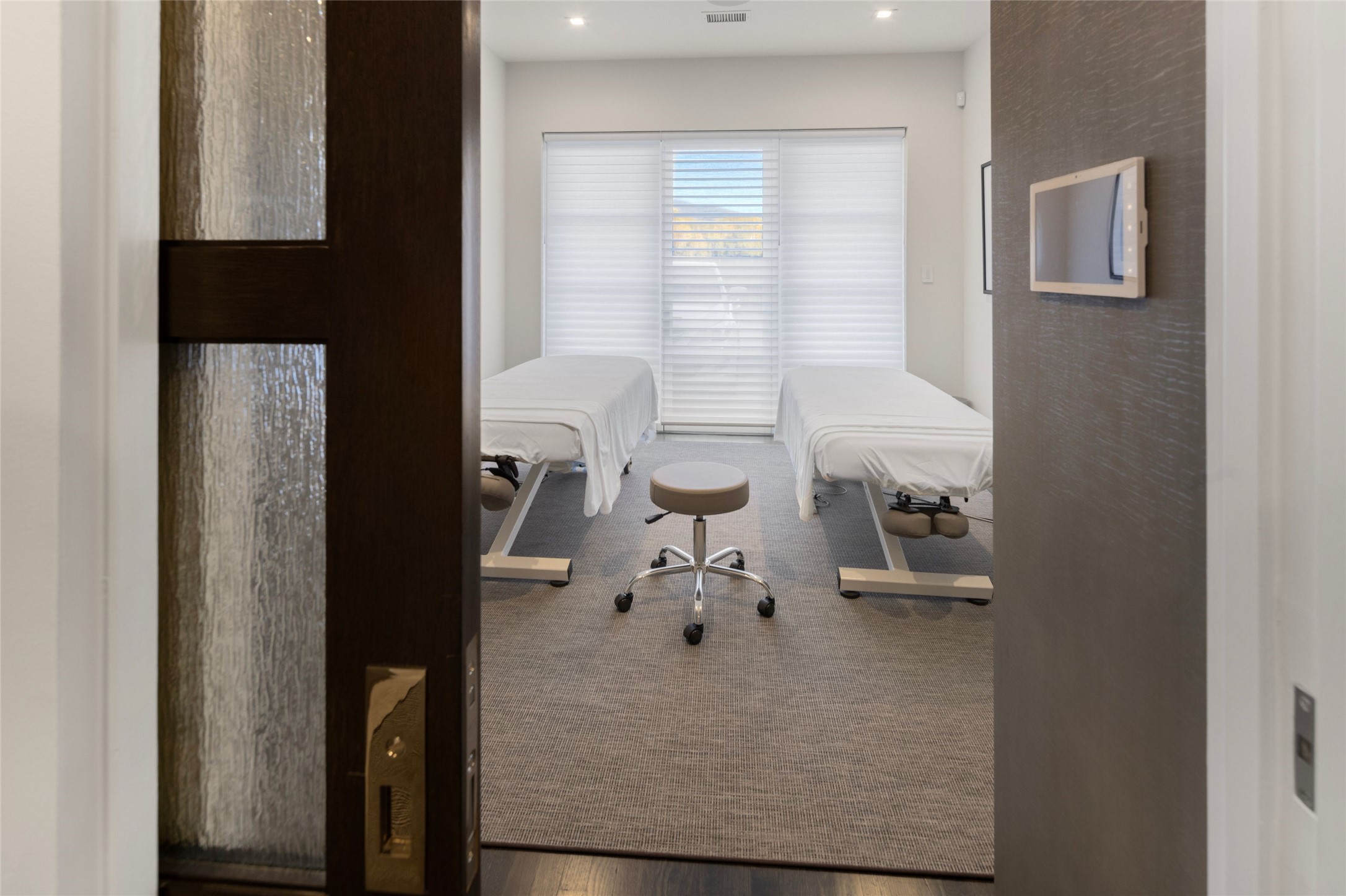 211 Camino Del Norte