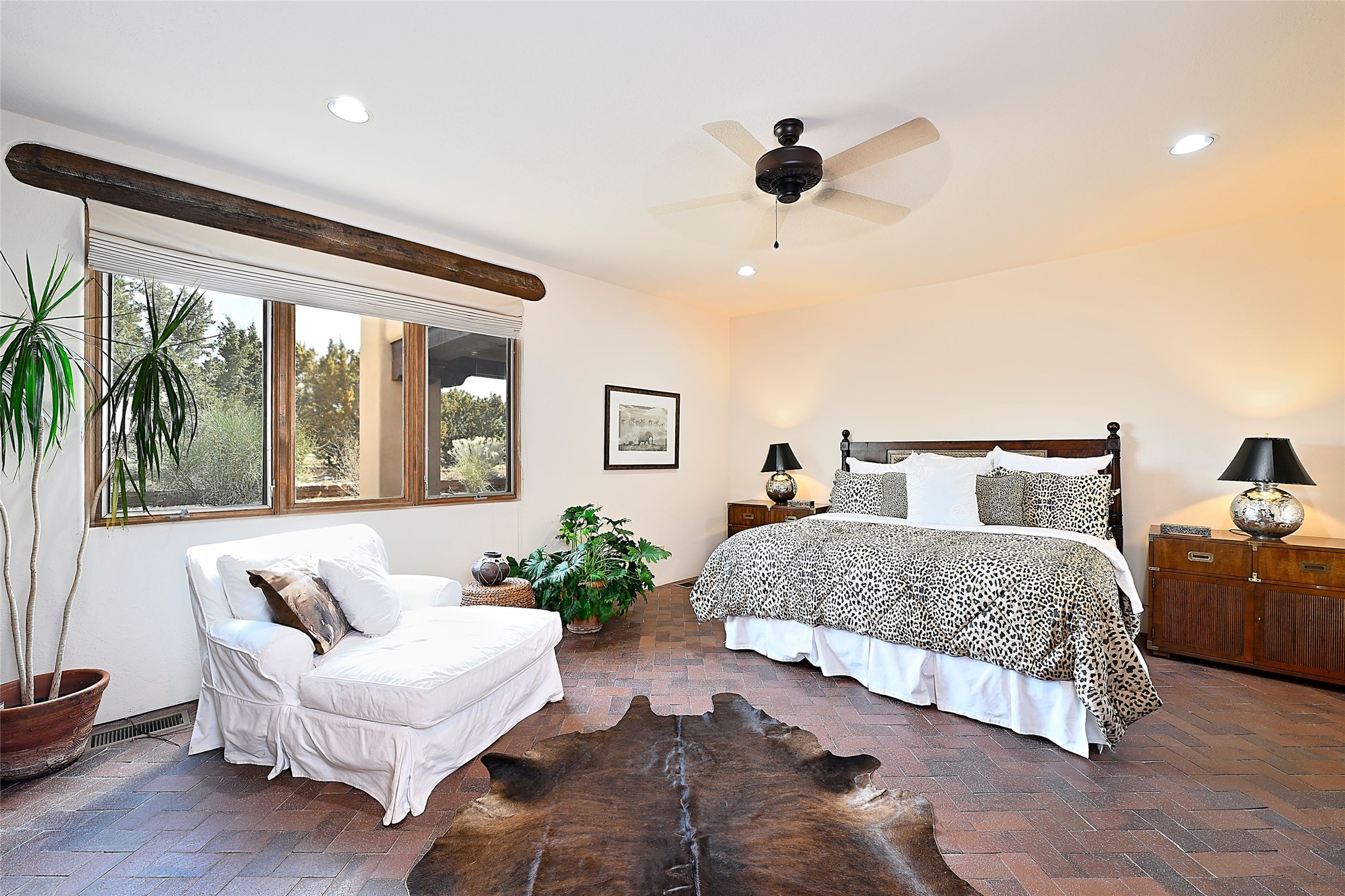 11 And 10 High Ridge Road