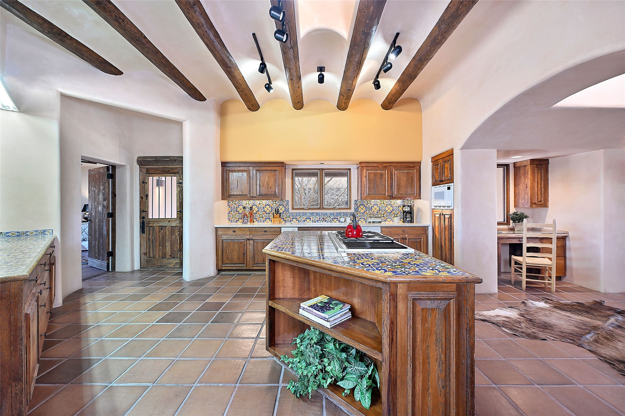 11 And 10 High Ridge Road