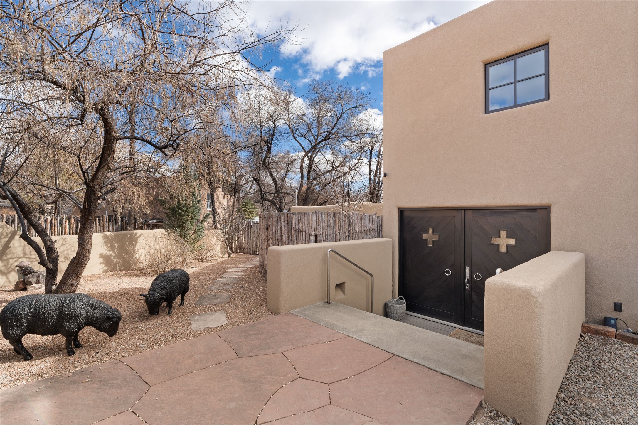 368 Rodriguez Street