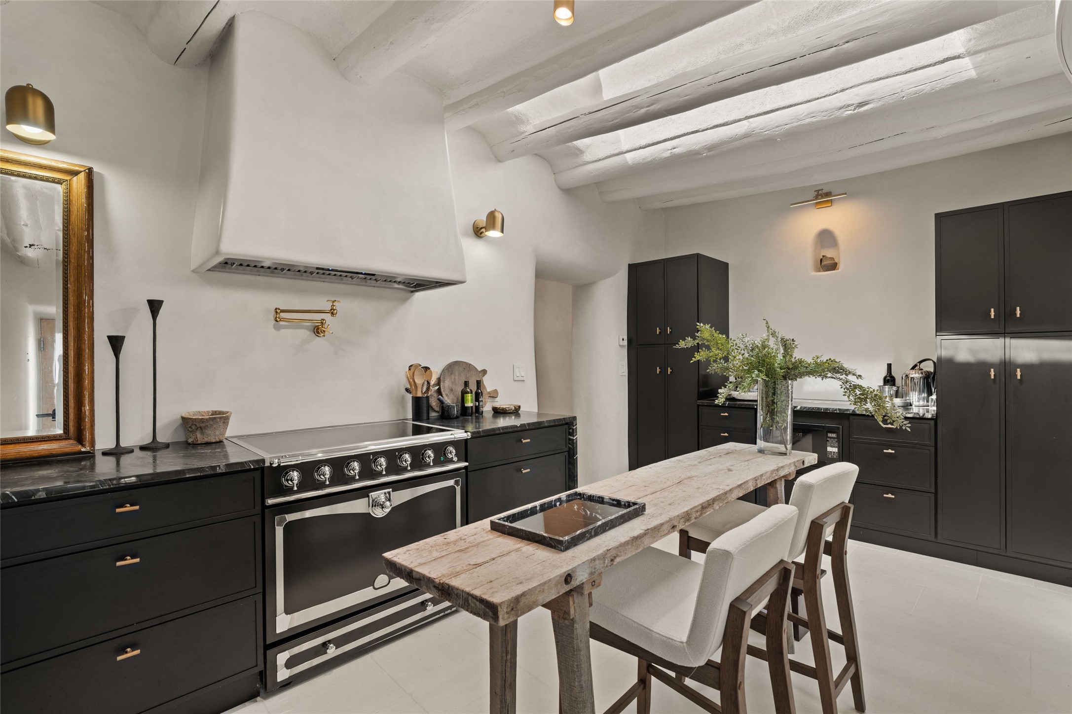 368 Rodriguez Street