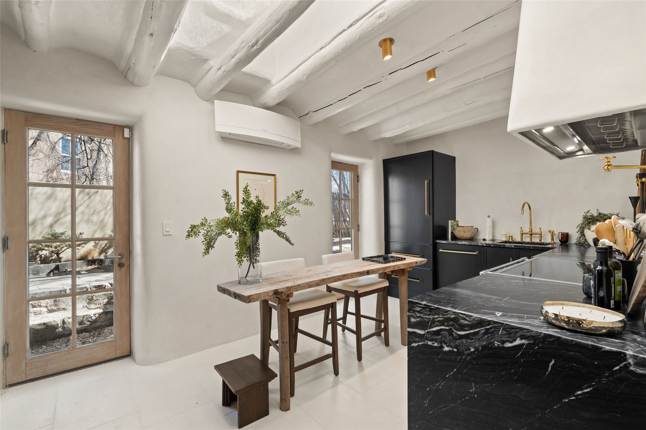 368 Rodriguez Street