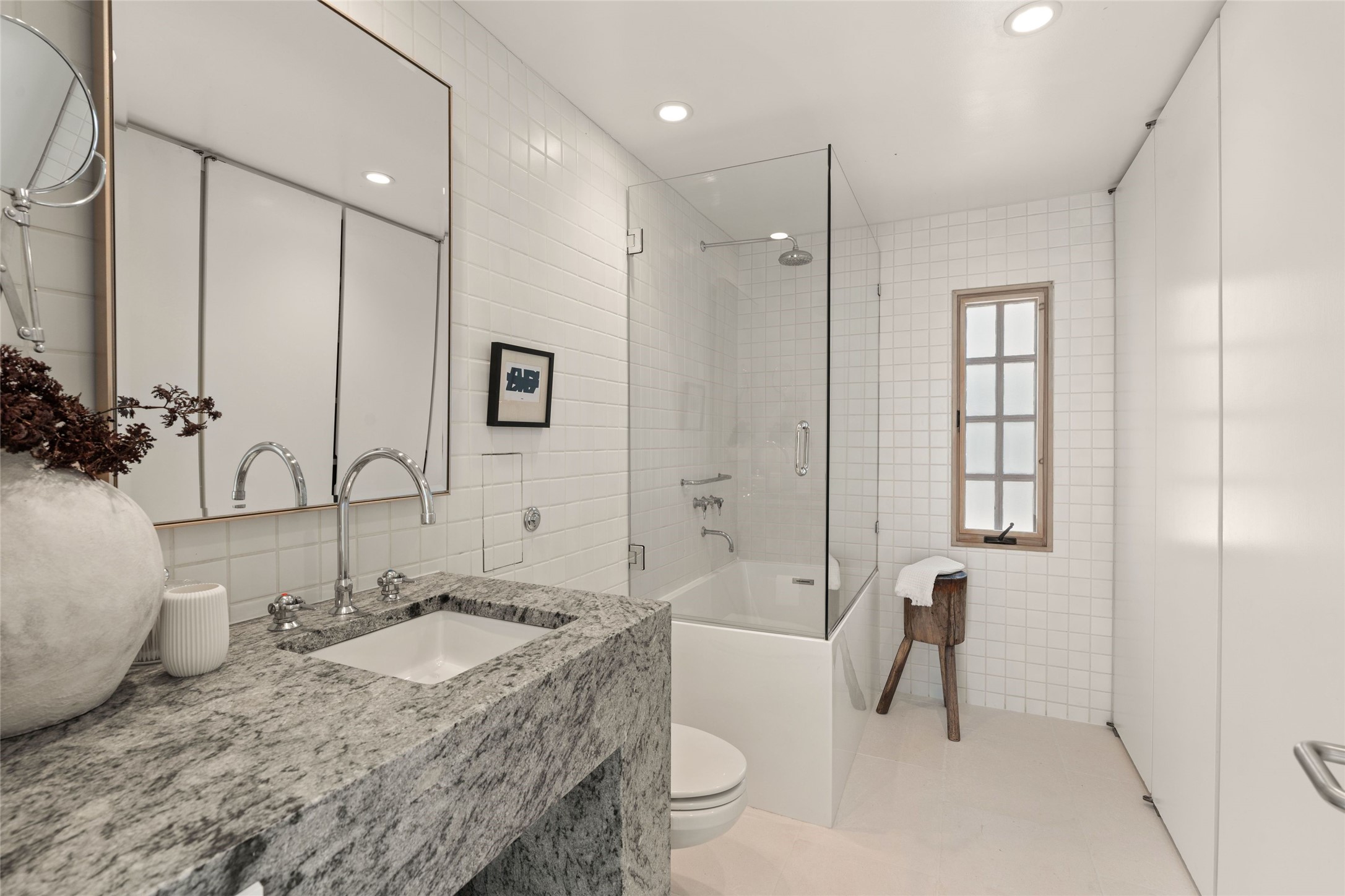 368 Rodriguez Street