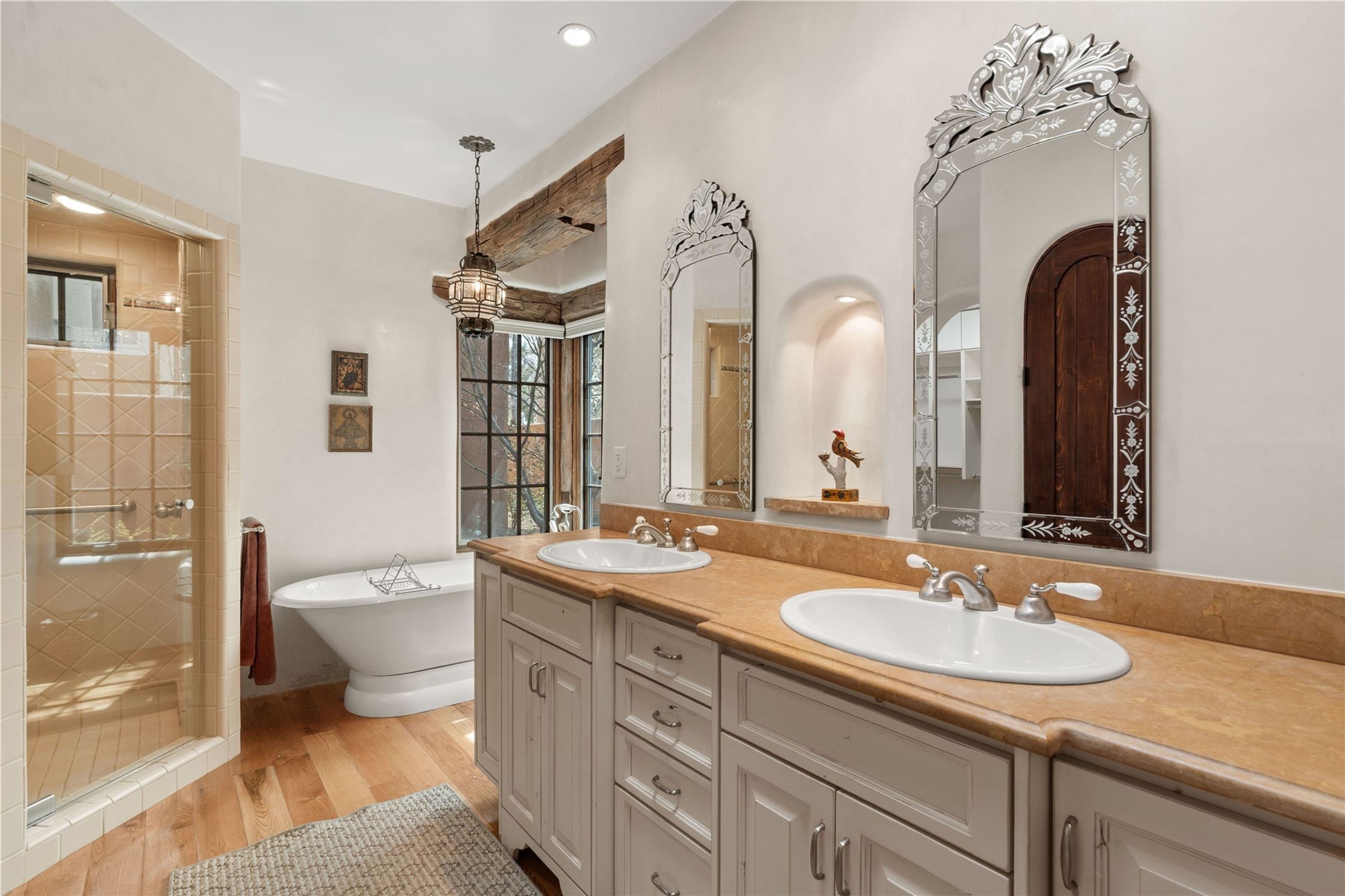 480 San Antonio, #D And #F