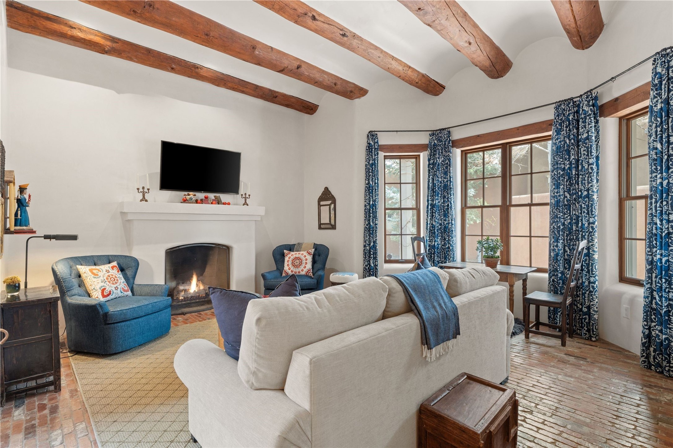 480 San Antonio, #D And #F