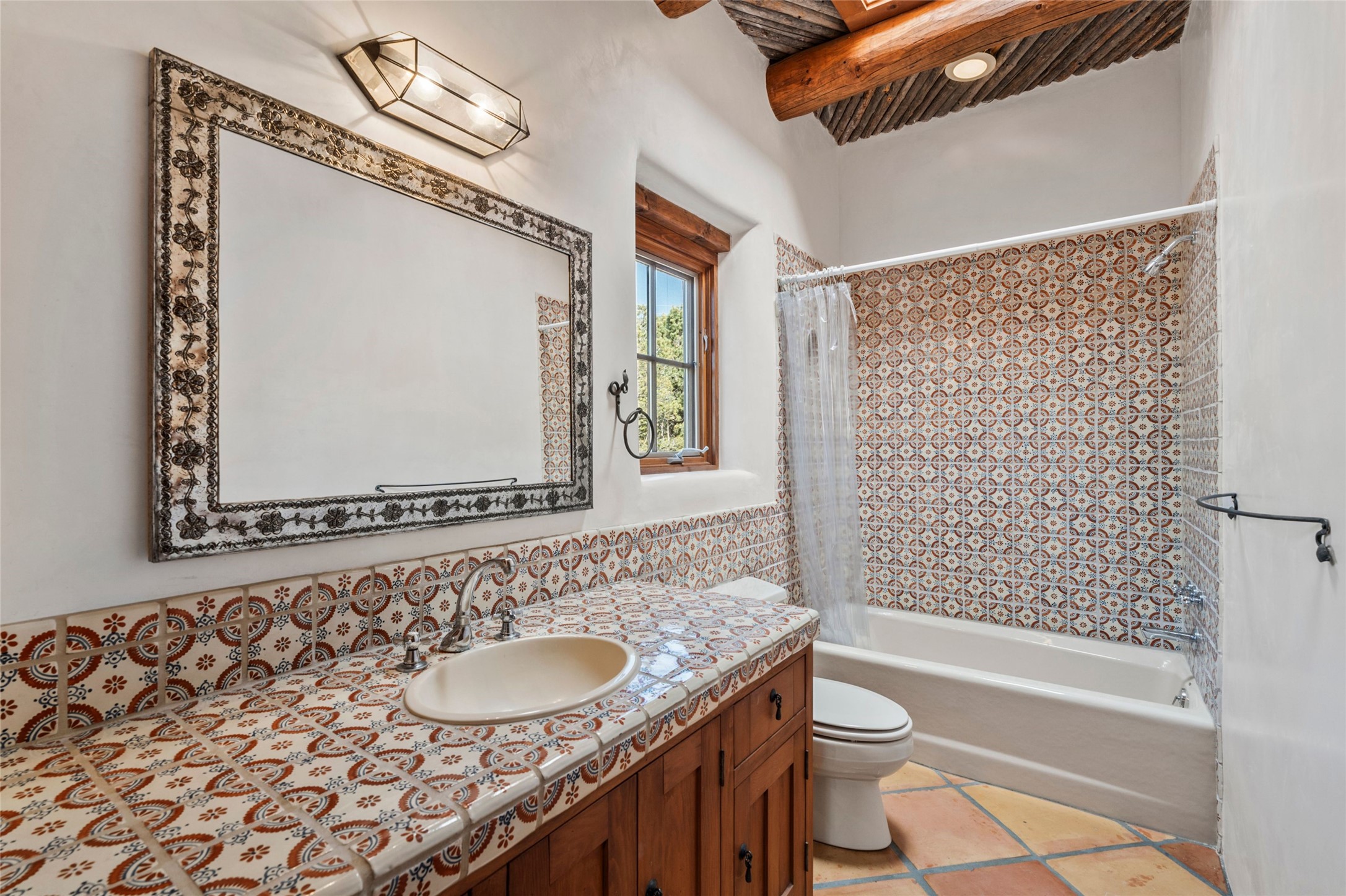 1863 Camino De Cruz Blanca