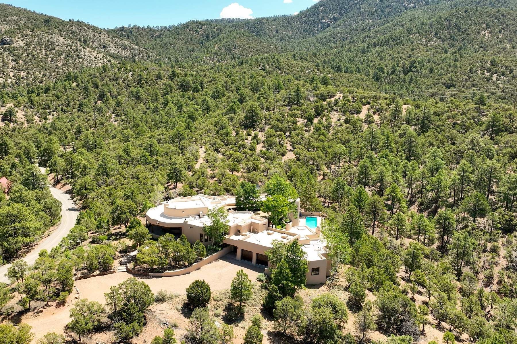 1863 Camino De Cruz Blanca