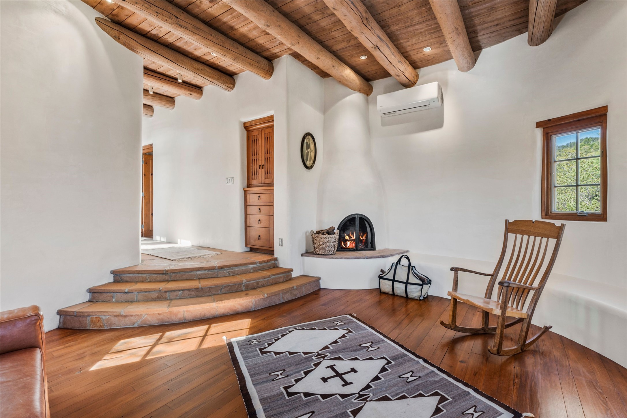 1863 Camino De Cruz Blanca