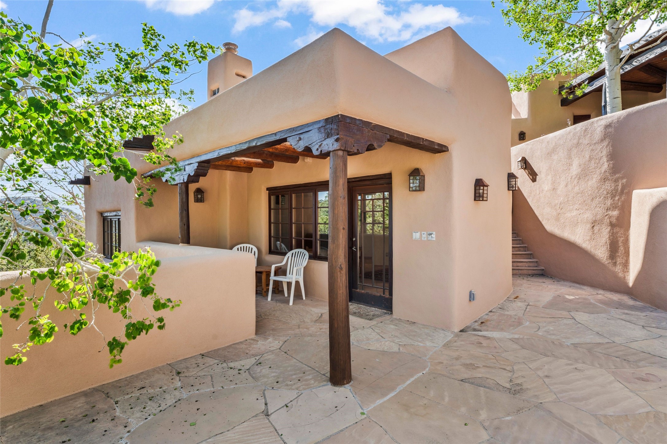 1863 Camino De Cruz Blanca