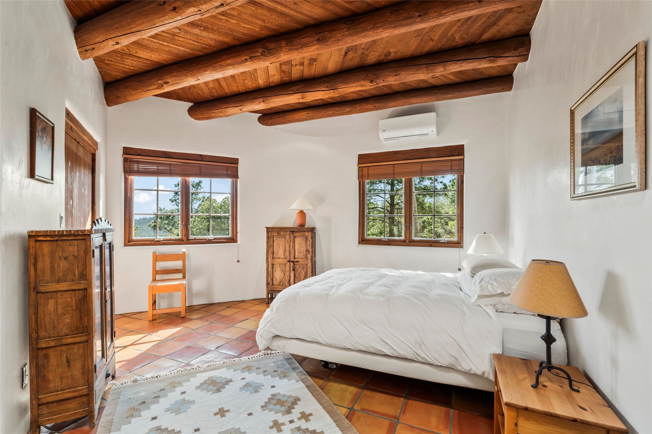 1863 Camino De Cruz Blanca