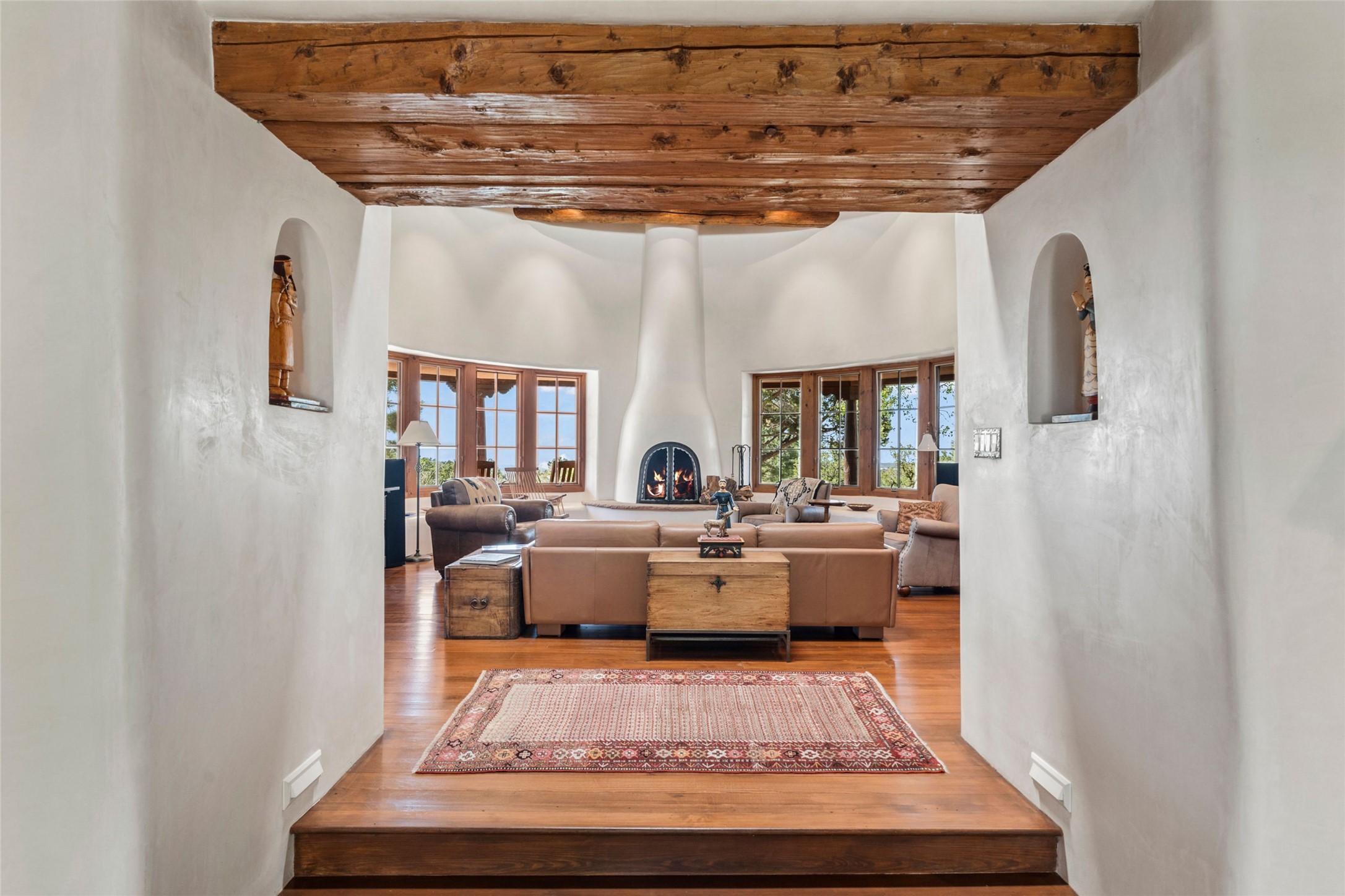 1863 Camino De Cruz Blanca