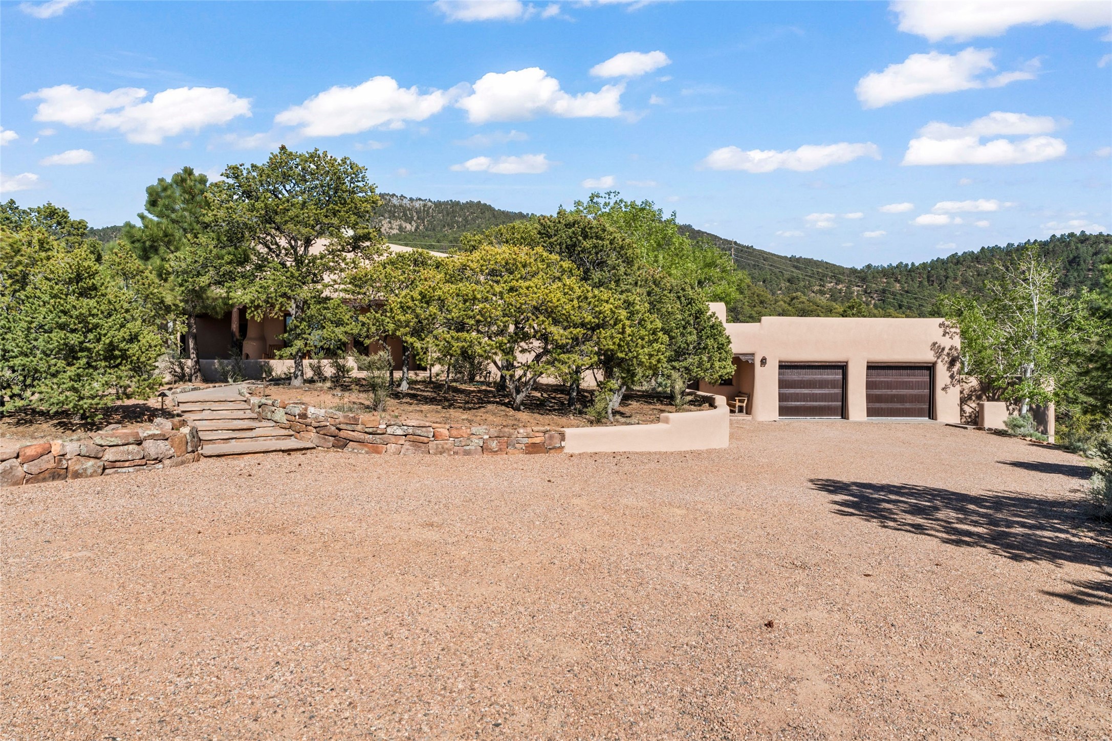 1863 Camino De Cruz Blanca