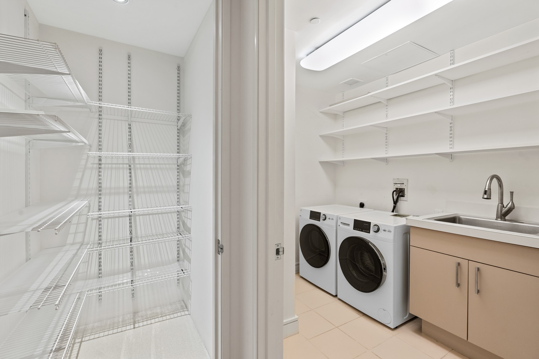 1288 Ala Moana Blvd #31D