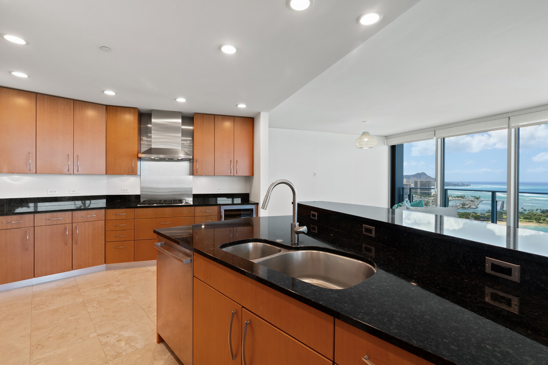 1288 Ala Moana Blvd #31D