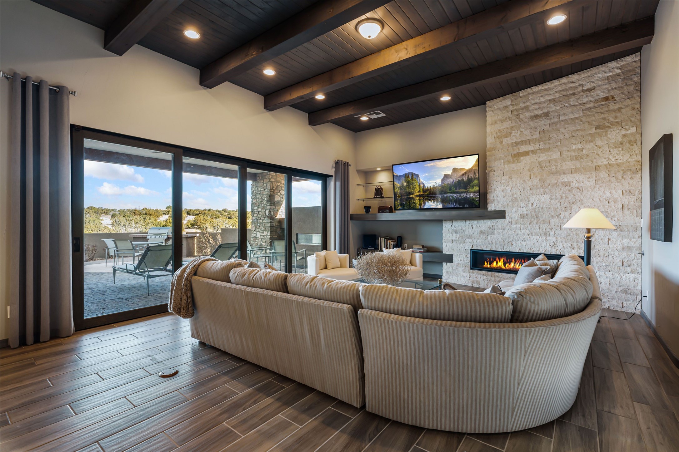 76 Paseo Las Terrazas 