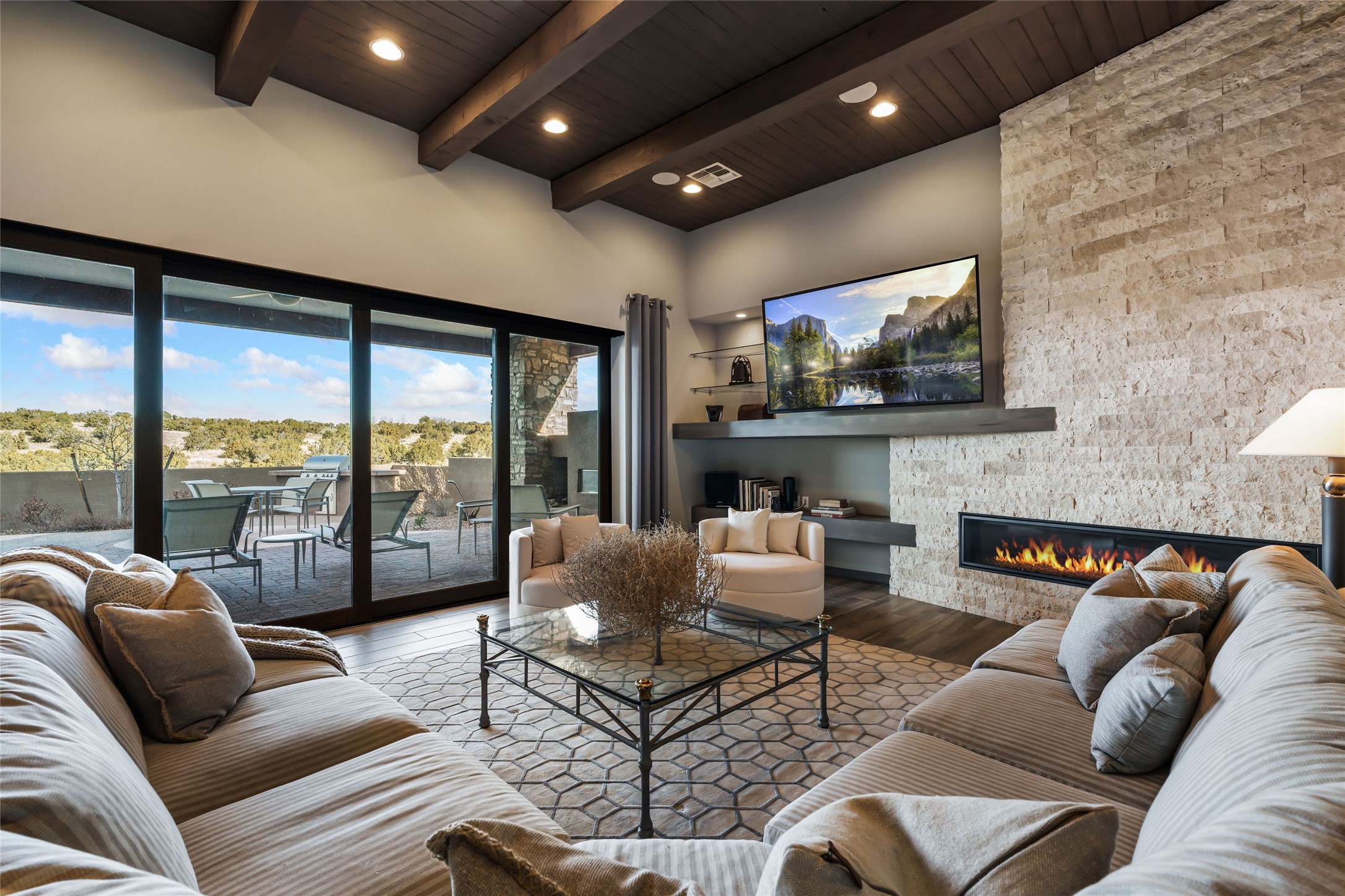 76 Paseo Las Terrazas 