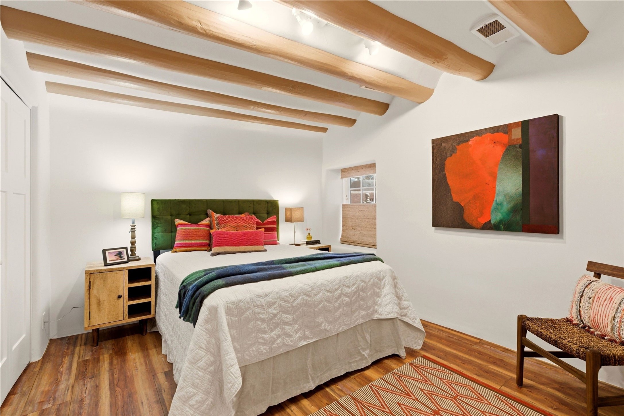 512 Acequia Madre A/B