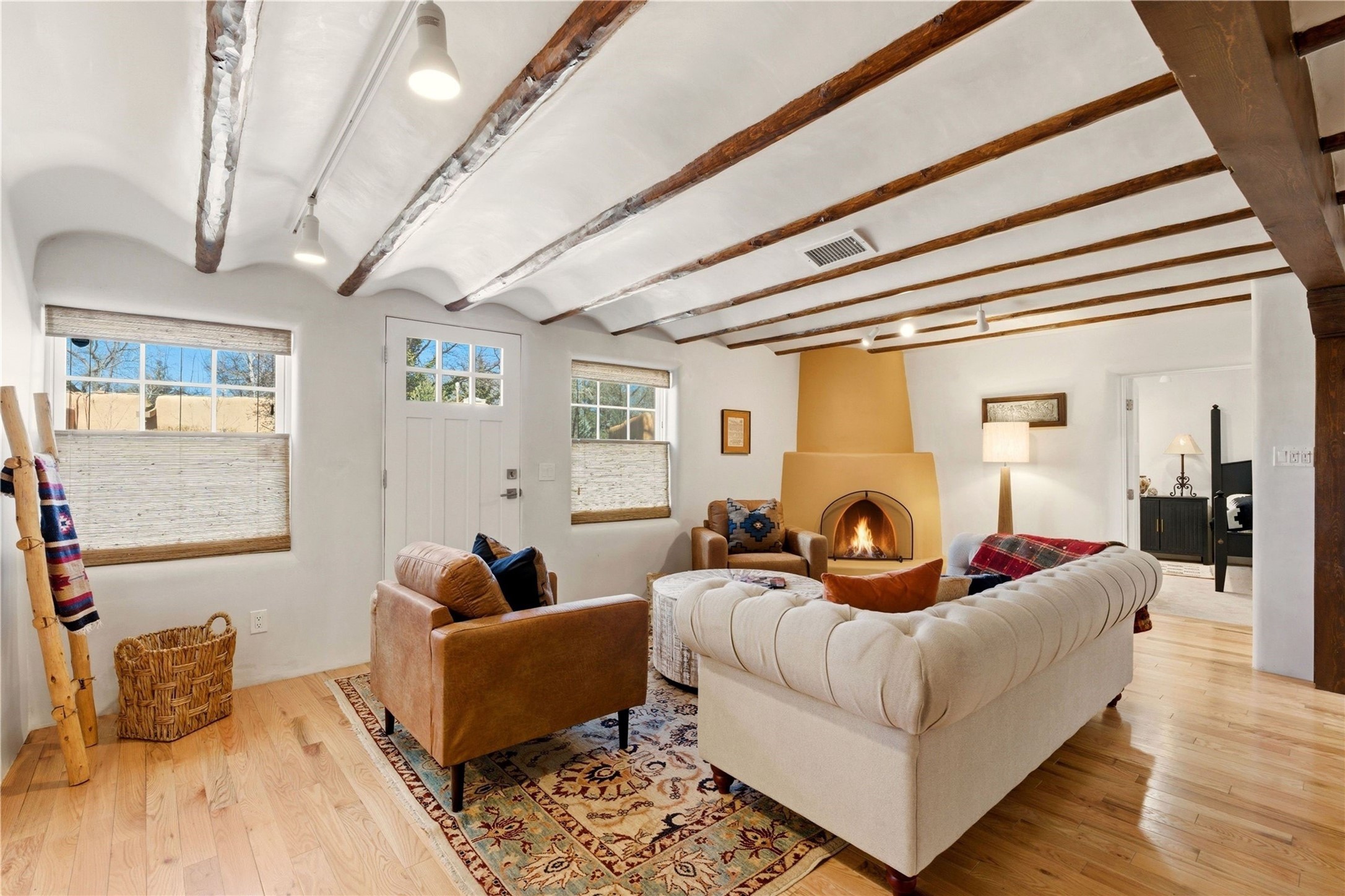 512 Acequia Madre A/B