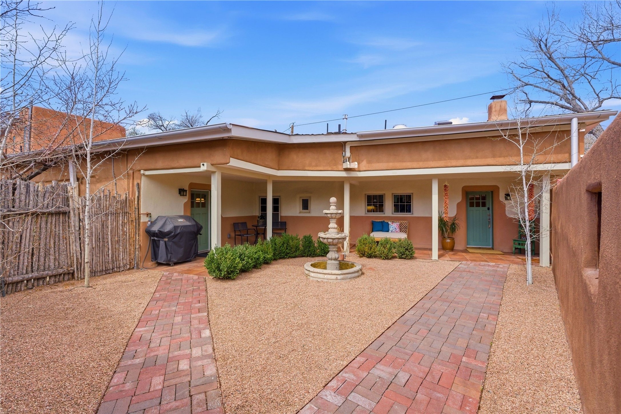 512 Acequia Madre A/B