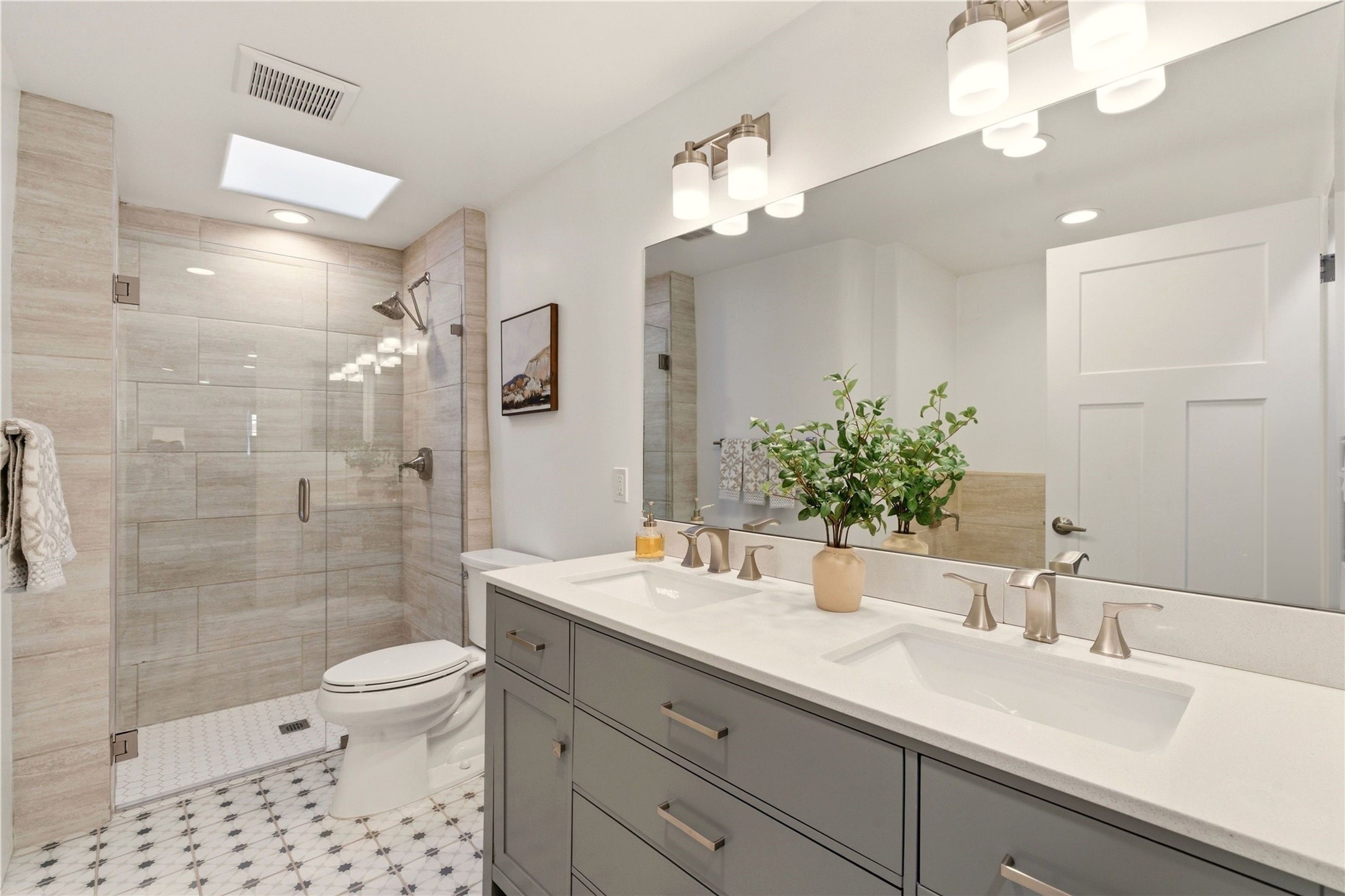 512 Acequia Madre A/B