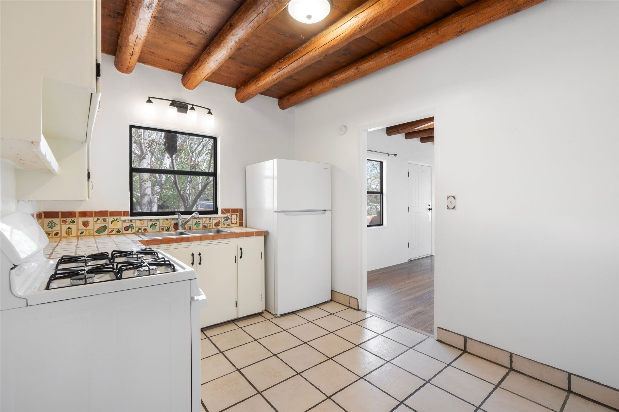 1445 Santa Cruz Drive 