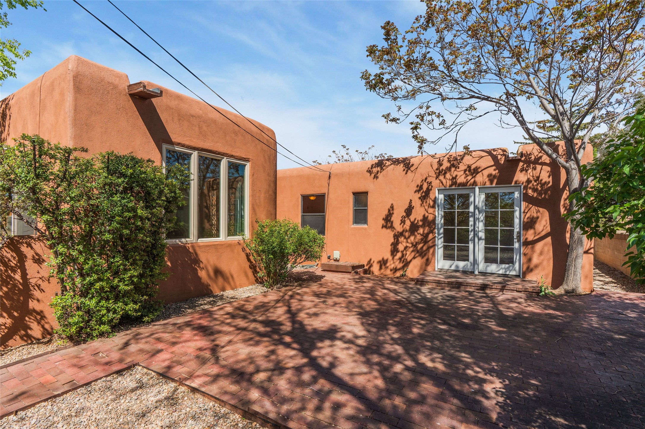 1445 Santa Cruz Drive 