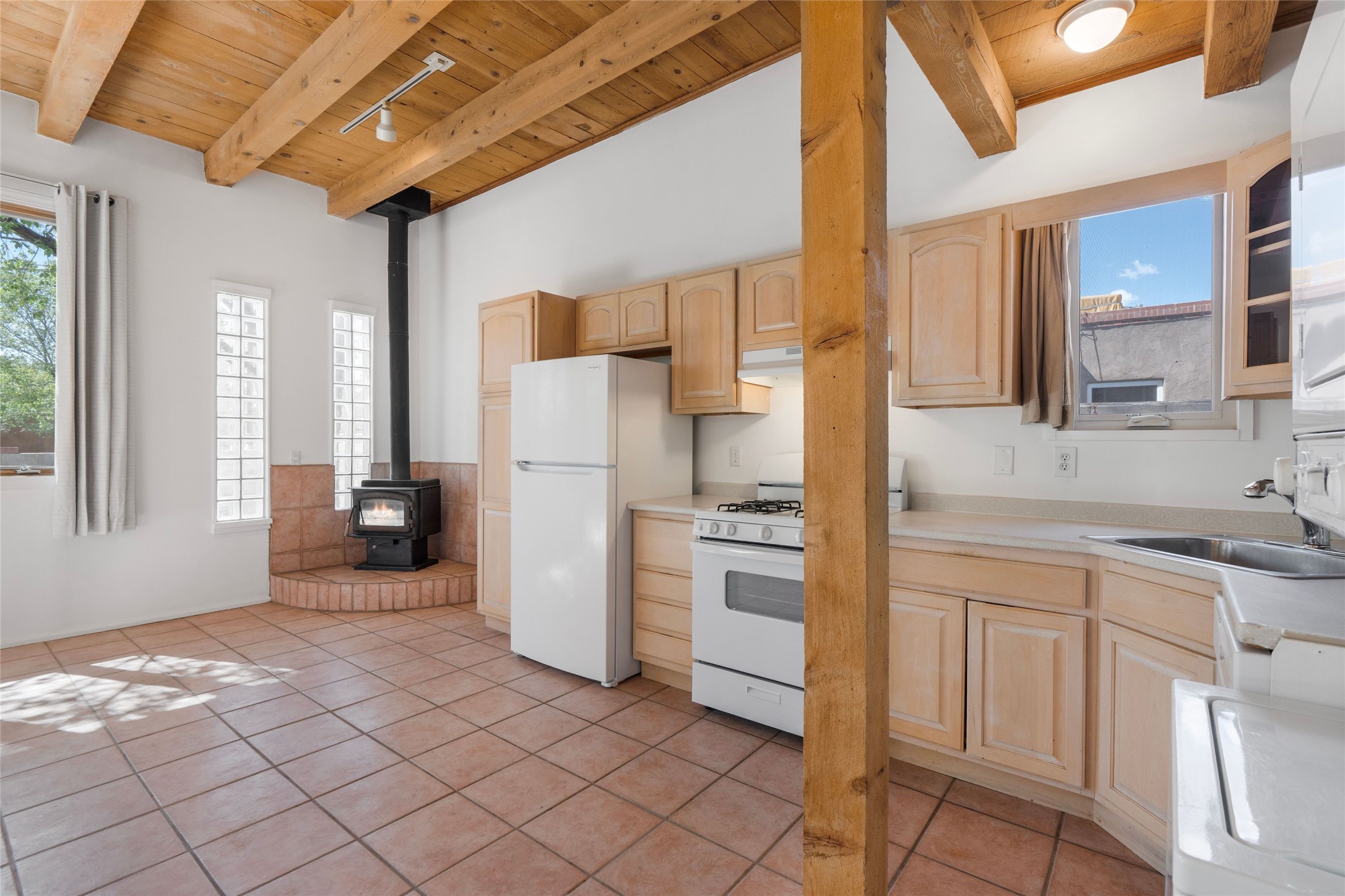 1445 Santa Cruz Drive 