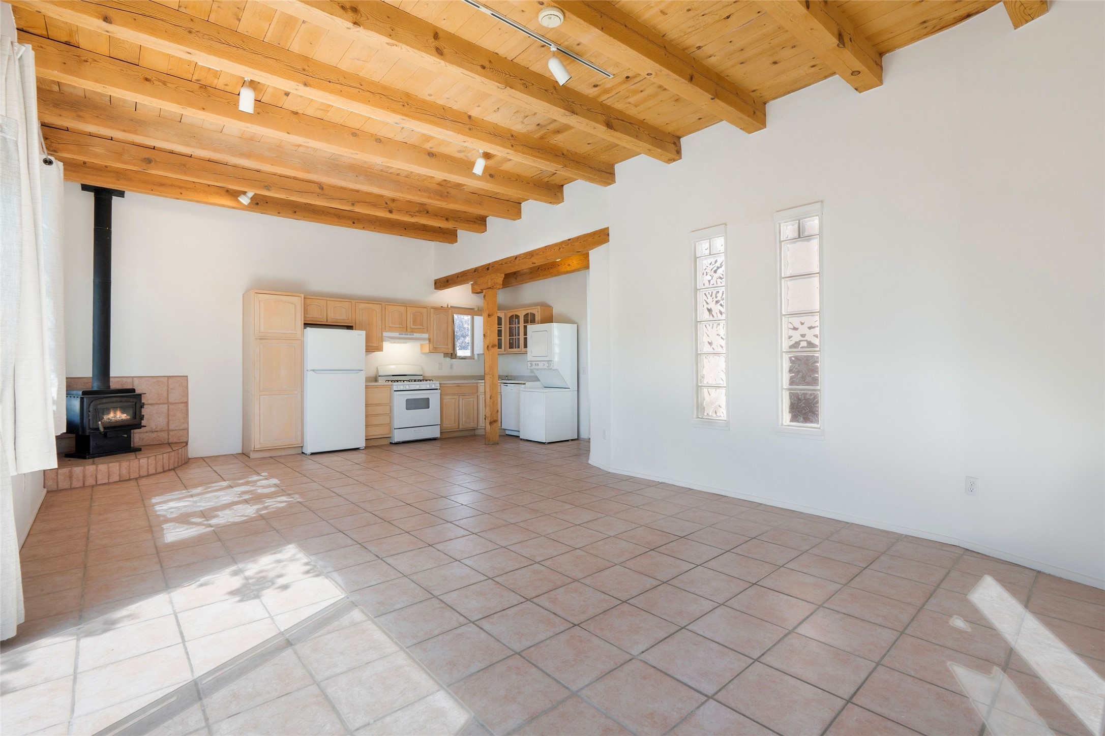 1445 Santa Cruz Drive 