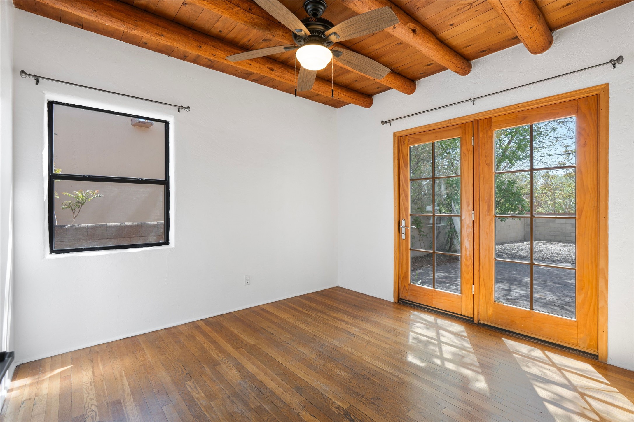 1445 Santa Cruz Drive 