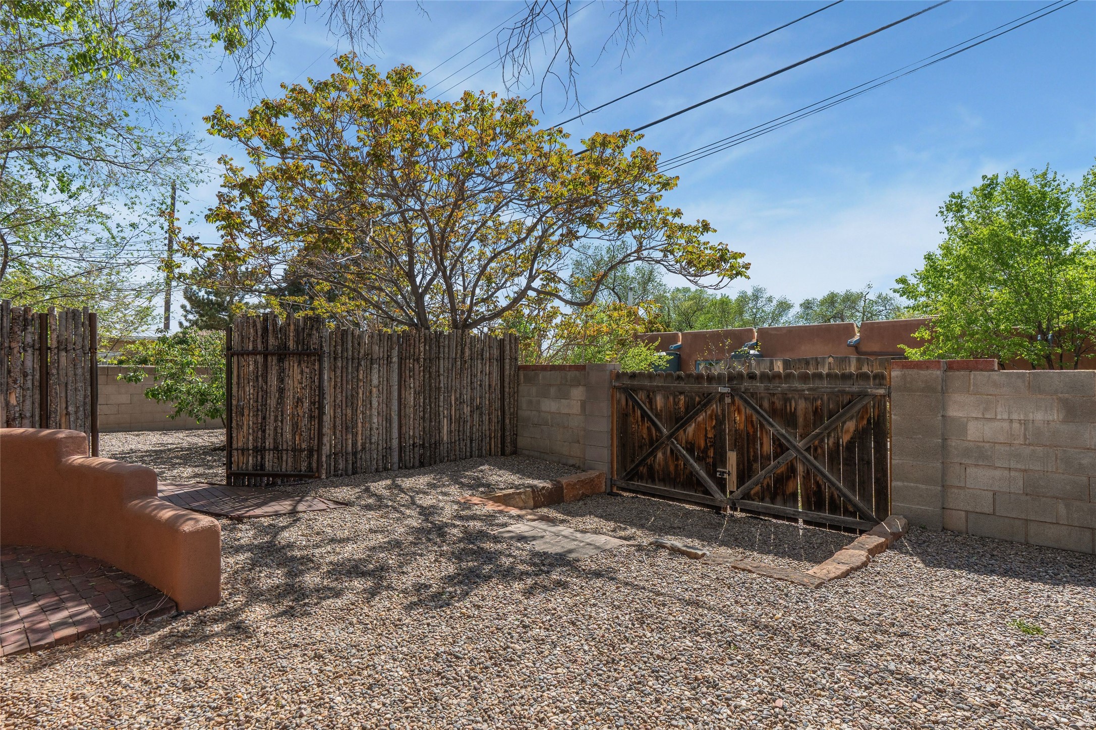 1445 Santa Cruz Drive 