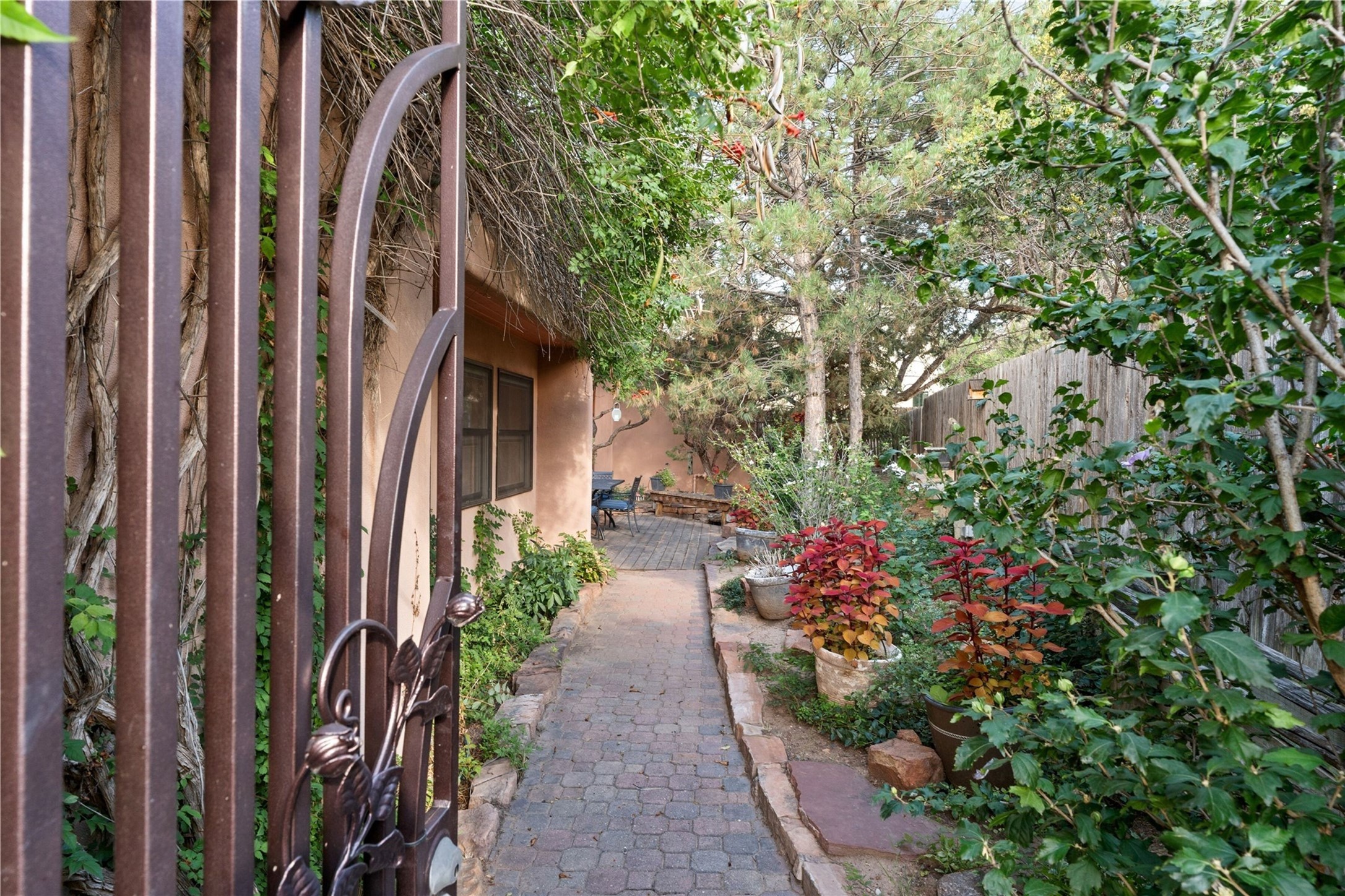 3209 Casa Rinconada 