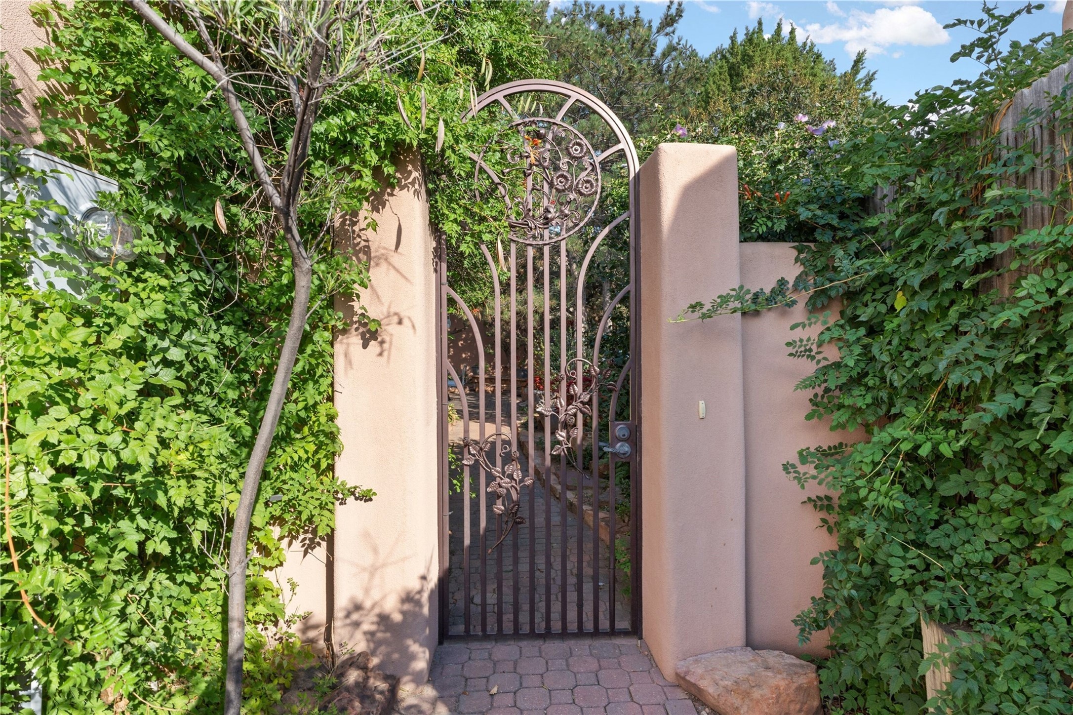 3209 Casa Rinconada 