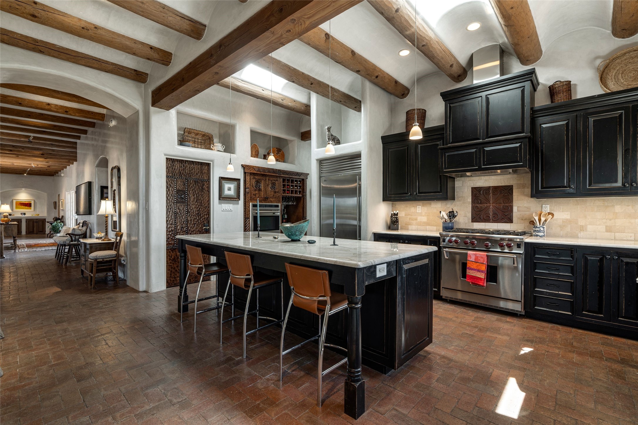 16 B Camino Calabasas 