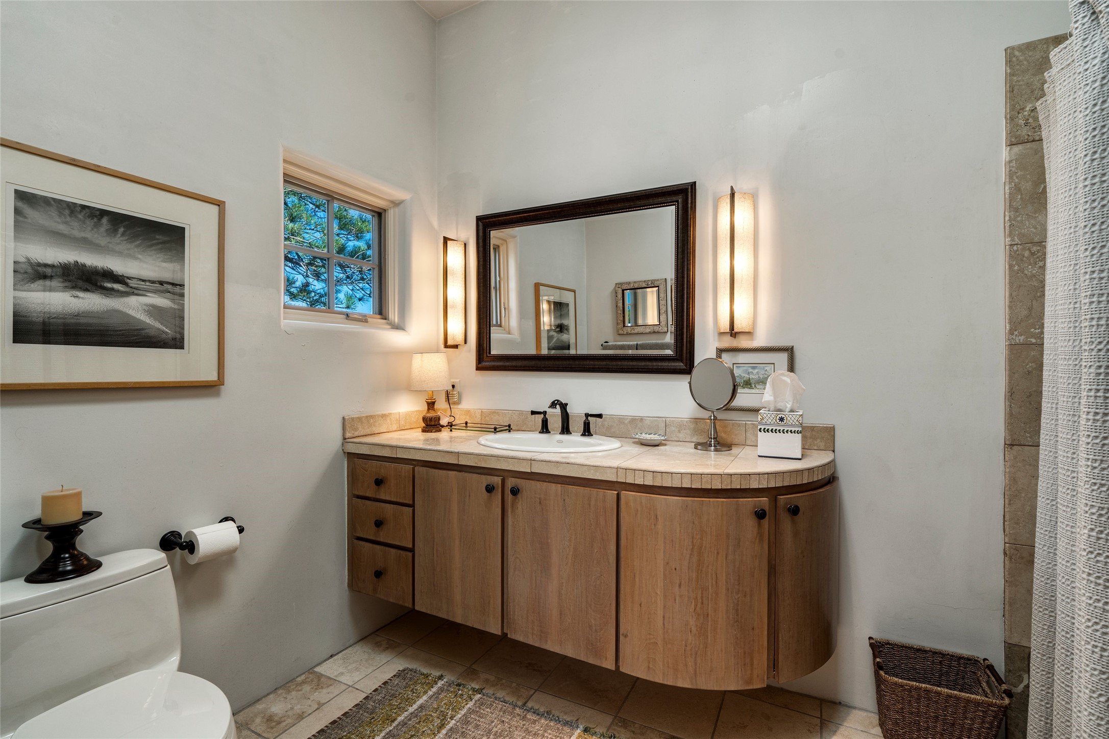 16 B Camino Calabasas 