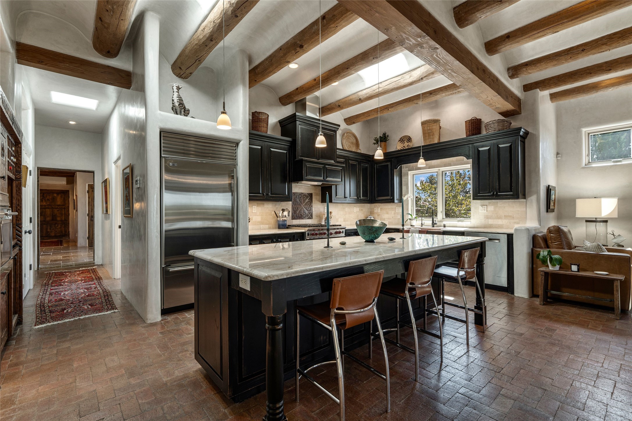 16 B Camino Calabasas 