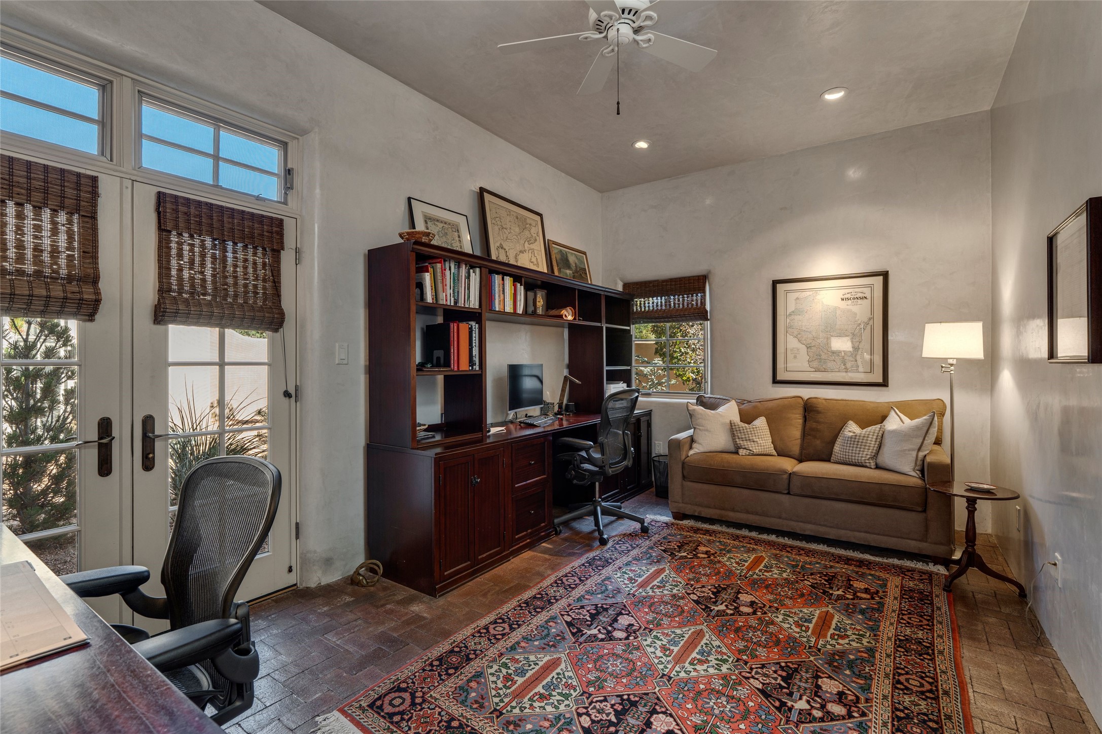 16 B Camino Calabasas 