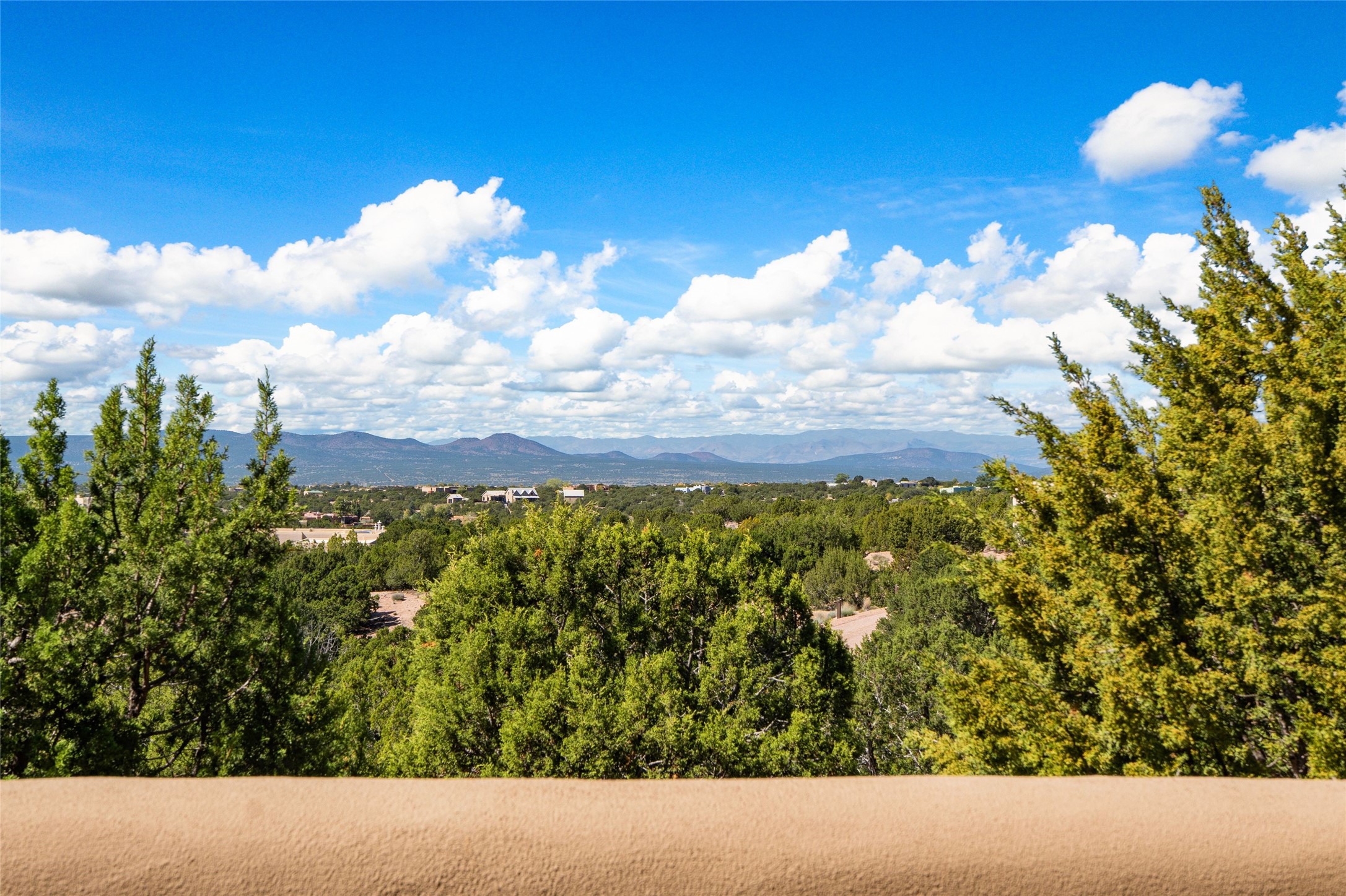 16 B Camino Calabasas 