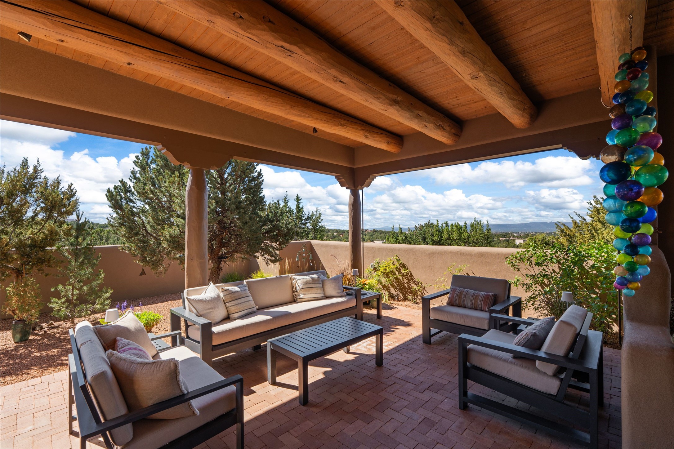 16 B Camino Calabasas 
