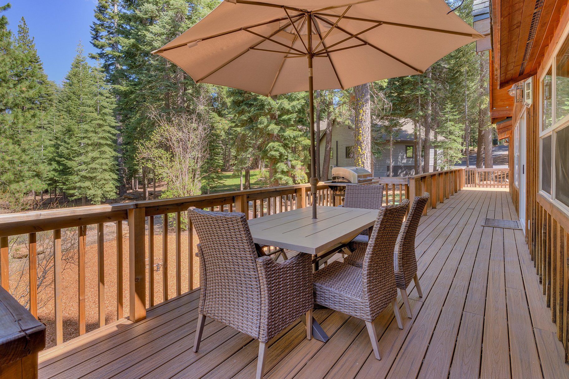11310 Thelin Drive