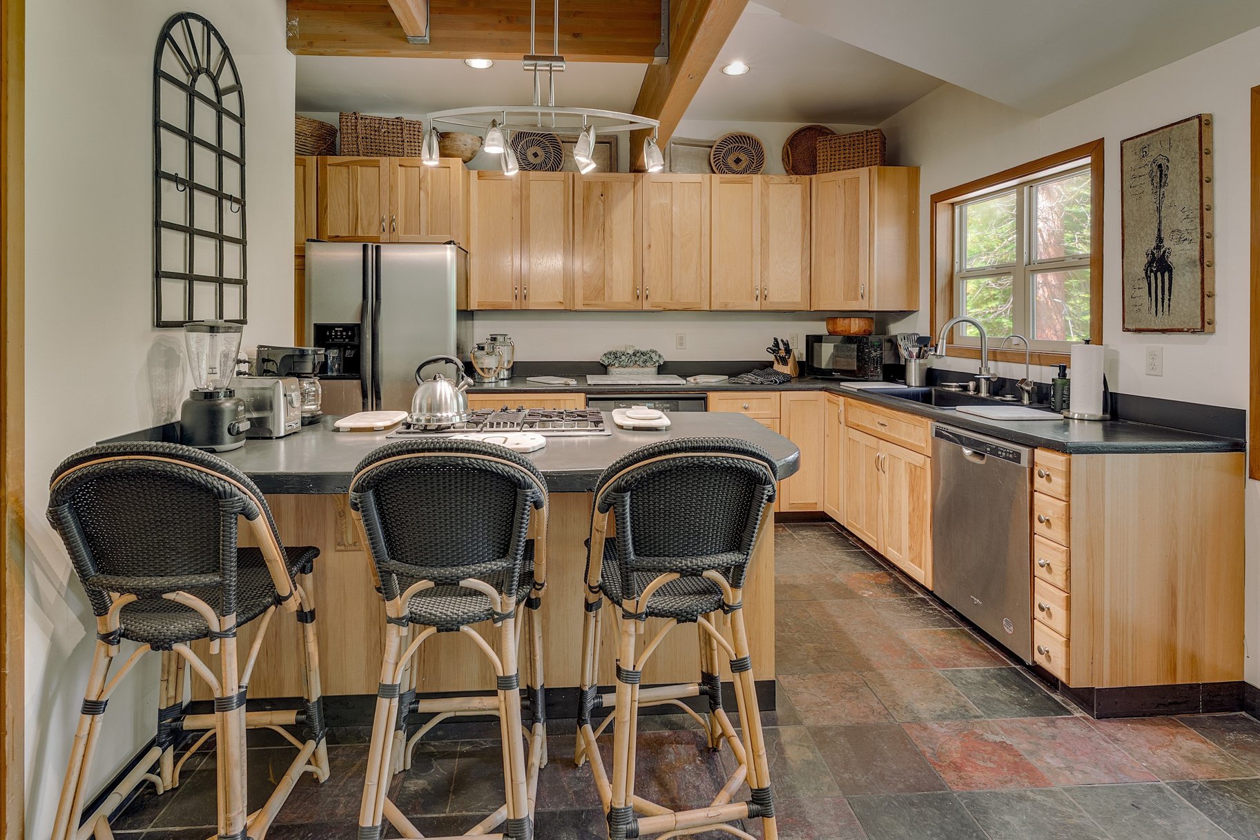 11310 Thelin Drive