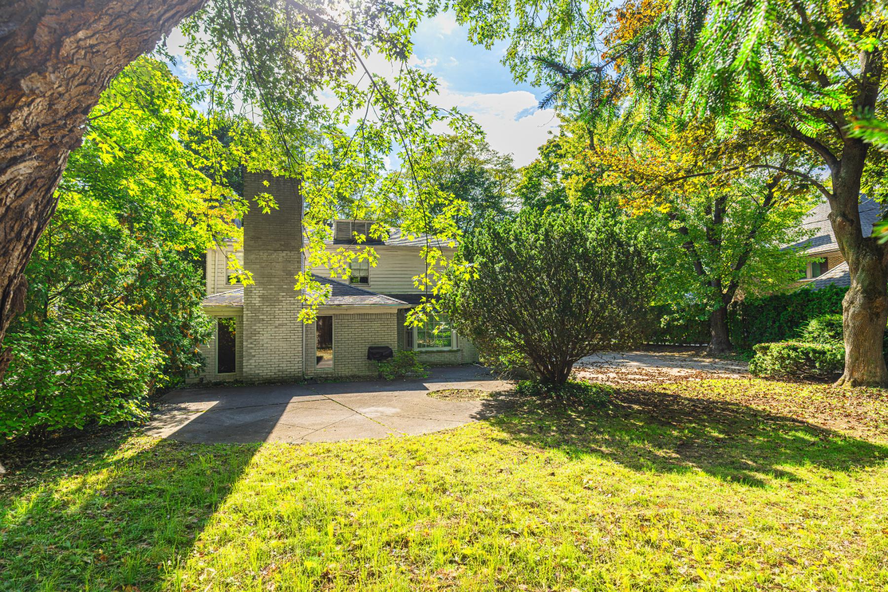 2710 Endsleigh Drive