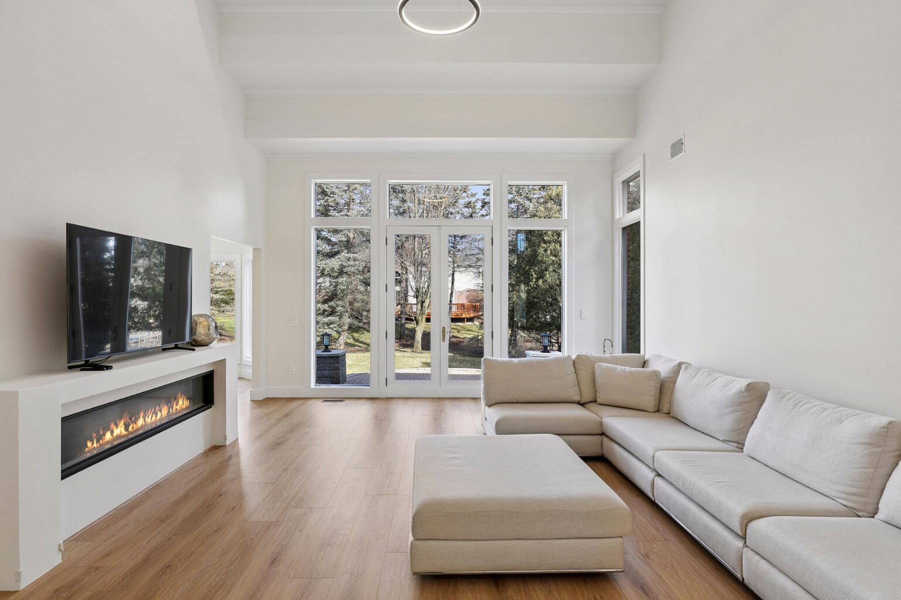 2532 Cedar Brook Court
